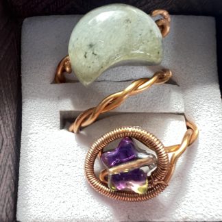 Labradorite Crescent & Iridescent Star Ring